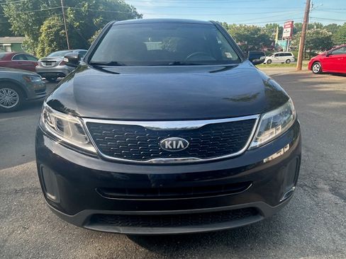 Used 2014 Kia Sorento FWD LX image 8