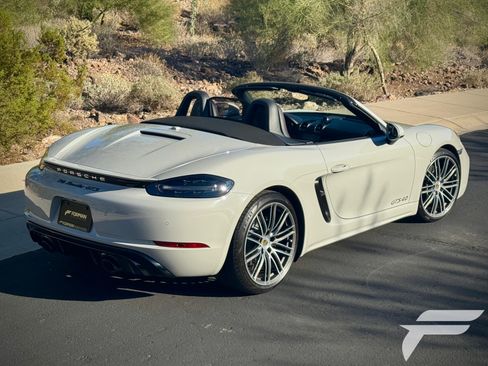 Used 2023 Porsche 718 Boxster GTS image 13