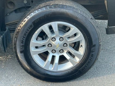 Used 2016 Chevrolet Silverado 1500 2WD Crew Cab LT image 28