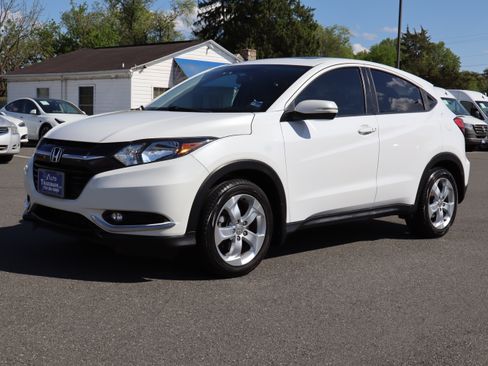 Used 2016 Honda HR-V EX image 4