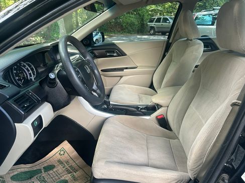 Used 2013 Honda Accord EX Sedan image 21