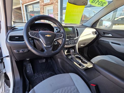Used 2018 Chevrolet Equinox LS image 13
