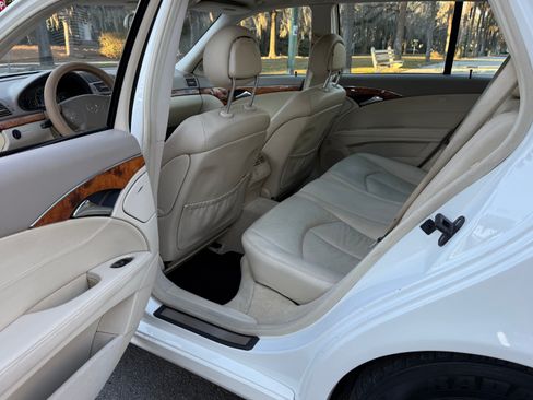 Used 2004 Mercedes-Benz E 320 Wagon image 25