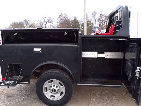 Used 2022 Chevrolet Silverado 2500 LT image 14