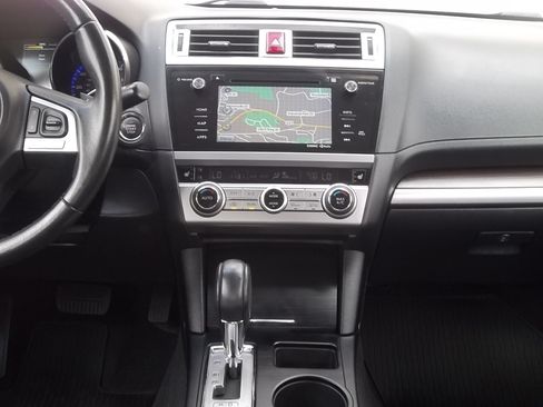 Used 2016 Subaru Legacy 2.5i Limited AWD/4WD image 22