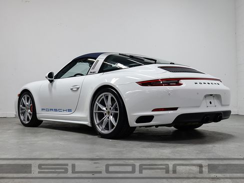 Used 2019 Porsche 911 Targa 4 GTS image 2