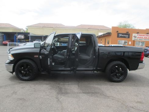 Used 2019 RAM 1500 Classic Tradesman image 9