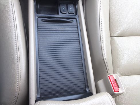 Used 2010 Honda Civic image 21