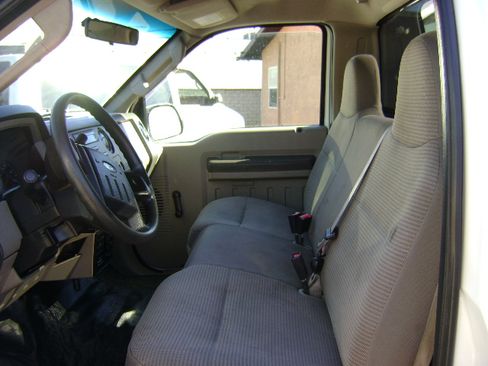 Used 2008 Ford F250 image 9
