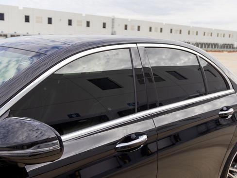 Used 2020 Mercedes-Benz E 450 image 18