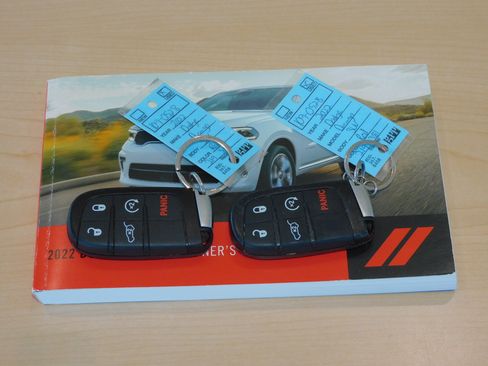 Used 2022 Dodge Durango GT Plus image 36