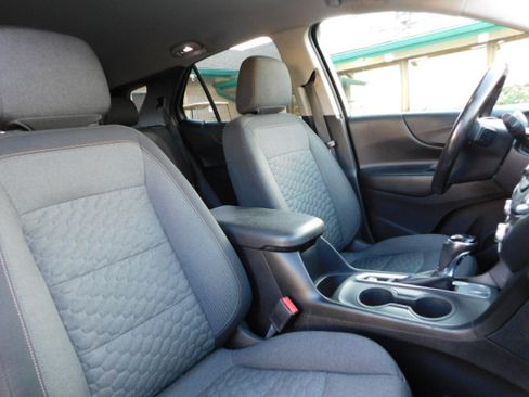 Used 2018 Chevrolet Equinox LT image 26