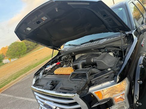 Used 2016 Ford F150 XLT image 21