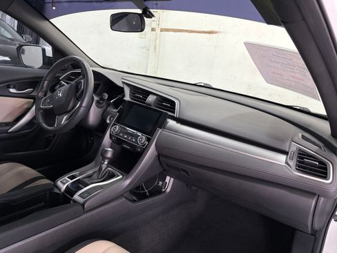 Used 2017 Honda Civic EX-T Coupe image 15