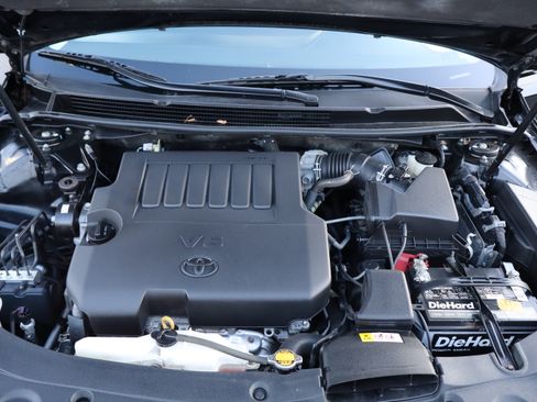 Used 2013 Toyota Avalon XLE Touring image 36