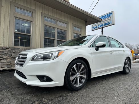 Used 2017 Subaru Legacy 2.5i Limited image 1