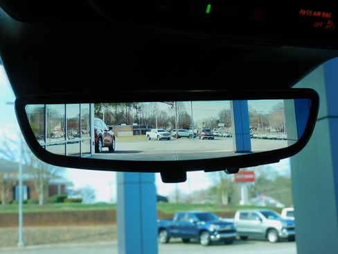 Used 2024 Chevrolet Blazer EV RS image 24