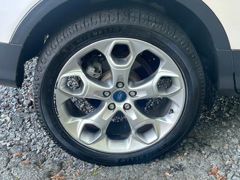 Used 2013 Ford Escape FWD Titanium image 30