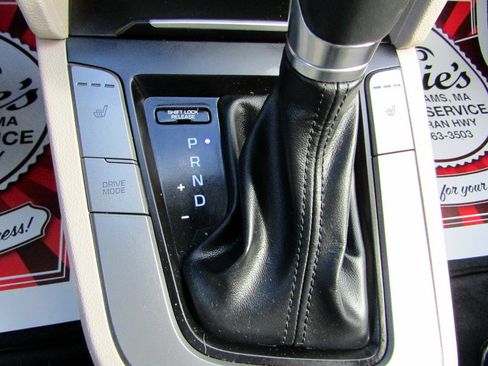 Used 2018 Hyundai Elantra Sedan FWD image 21