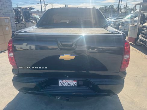 Used 2007 Chevrolet Avalanche 2WD image 3