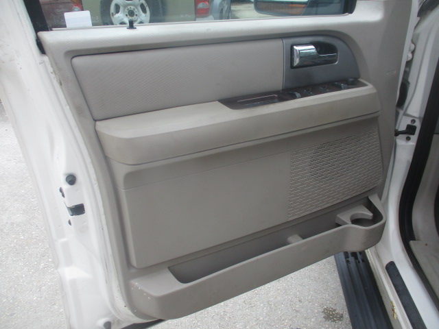 Used 2008 Ford Expedition EL 2WD Limited image 19