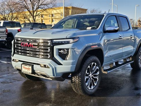New 2026 GMC Canyon Denali image 10