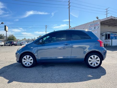 Used 2007 Toyota Yaris image 3