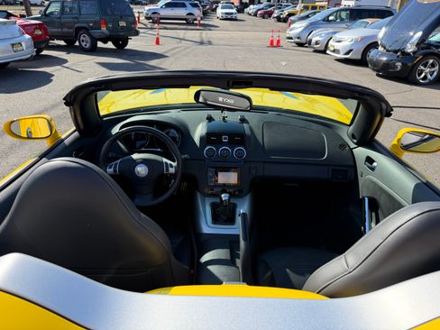 Used 2007 Saturn Sky Red Line image 19