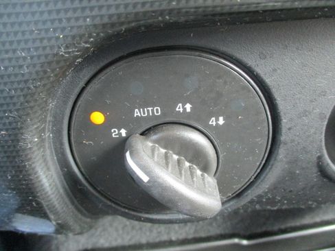 Used 2007 GMC Envoy SLE image 44