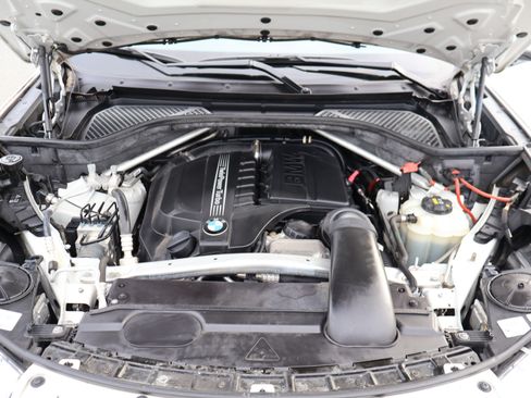 Used 2018 BMW X6 xDrive35i w/ M-Sport Package image 45