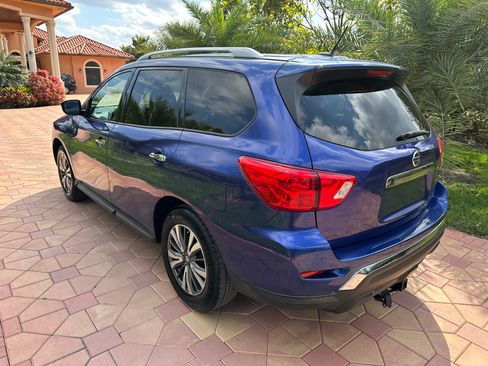 Used 2017 Nissan Pathfinder 4WD image 5