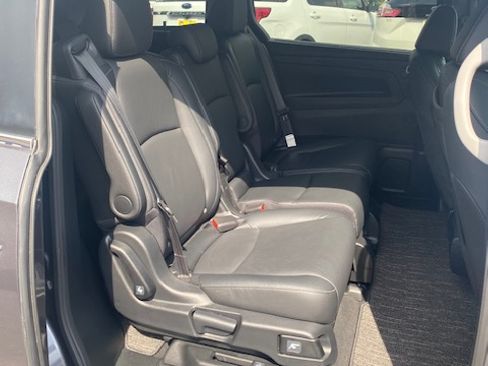 Used 2024 Honda Odyssey Touring image 18