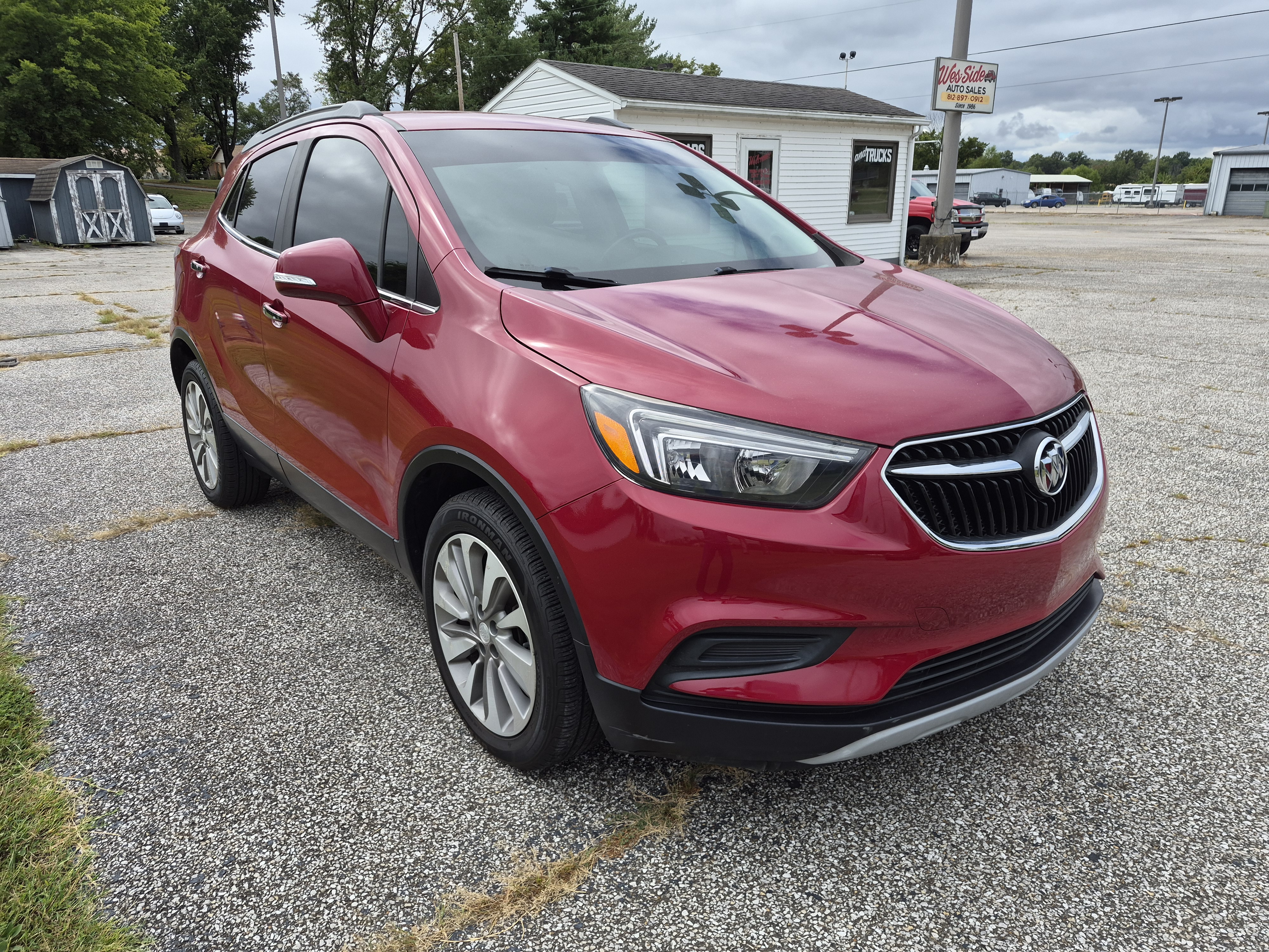 Used 2019 Buick Encore FWD Preferred image 2