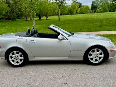 Used 2003 Mercedes-Benz SLK 230 image 5