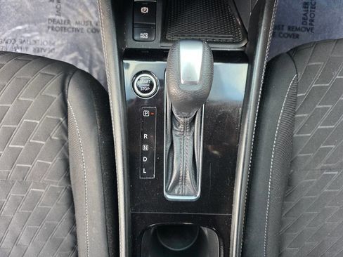 Used 2022 Nissan Kicks SV image 43