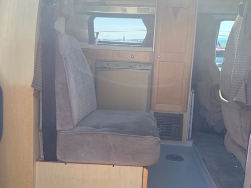Used 2005 Chevrolet Express 2500 UNAVAIL RWD image 13