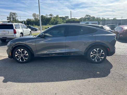 Used 2021 Ford Mustang Mach-E Premium image 7