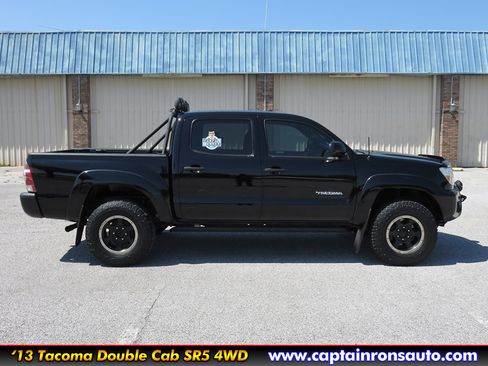 Used 2013 Toyota Tacoma 4x4 Double Cab TRD Off Road image 17