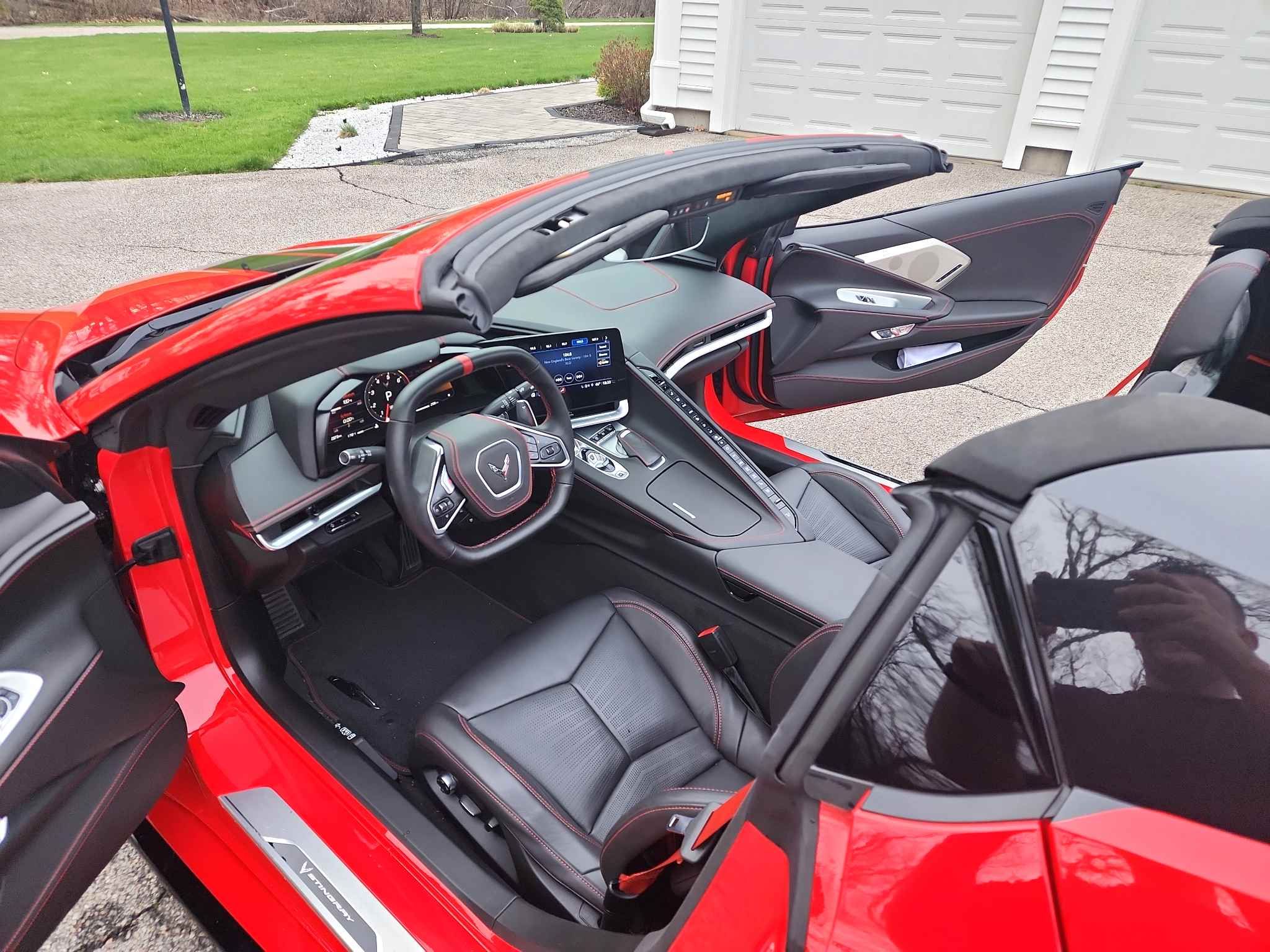 Used 2021 Chevrolet Corvette Stingray 3LT RWD image 11