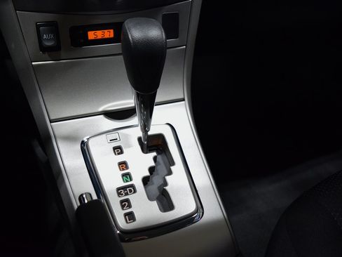 Used 2010 Toyota Corolla S image 24