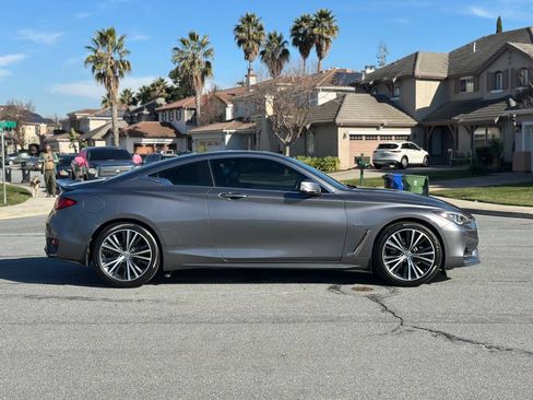 Used 2018 INFINITI Q60 3.0t Luxe image 7