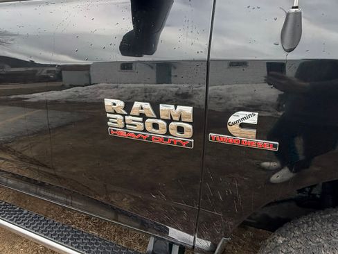 Used 2015 RAM 3500 SLT image 12