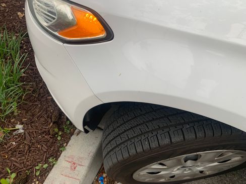 Used 2014 Ford Fusion S image 16