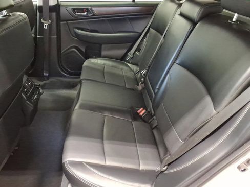 Used 2018 Subaru Outback 3.6R Limited image 22