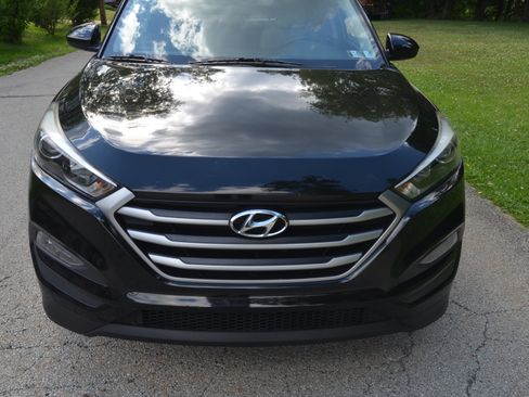 Used 2017 Hyundai Tucson AWD SE image 7