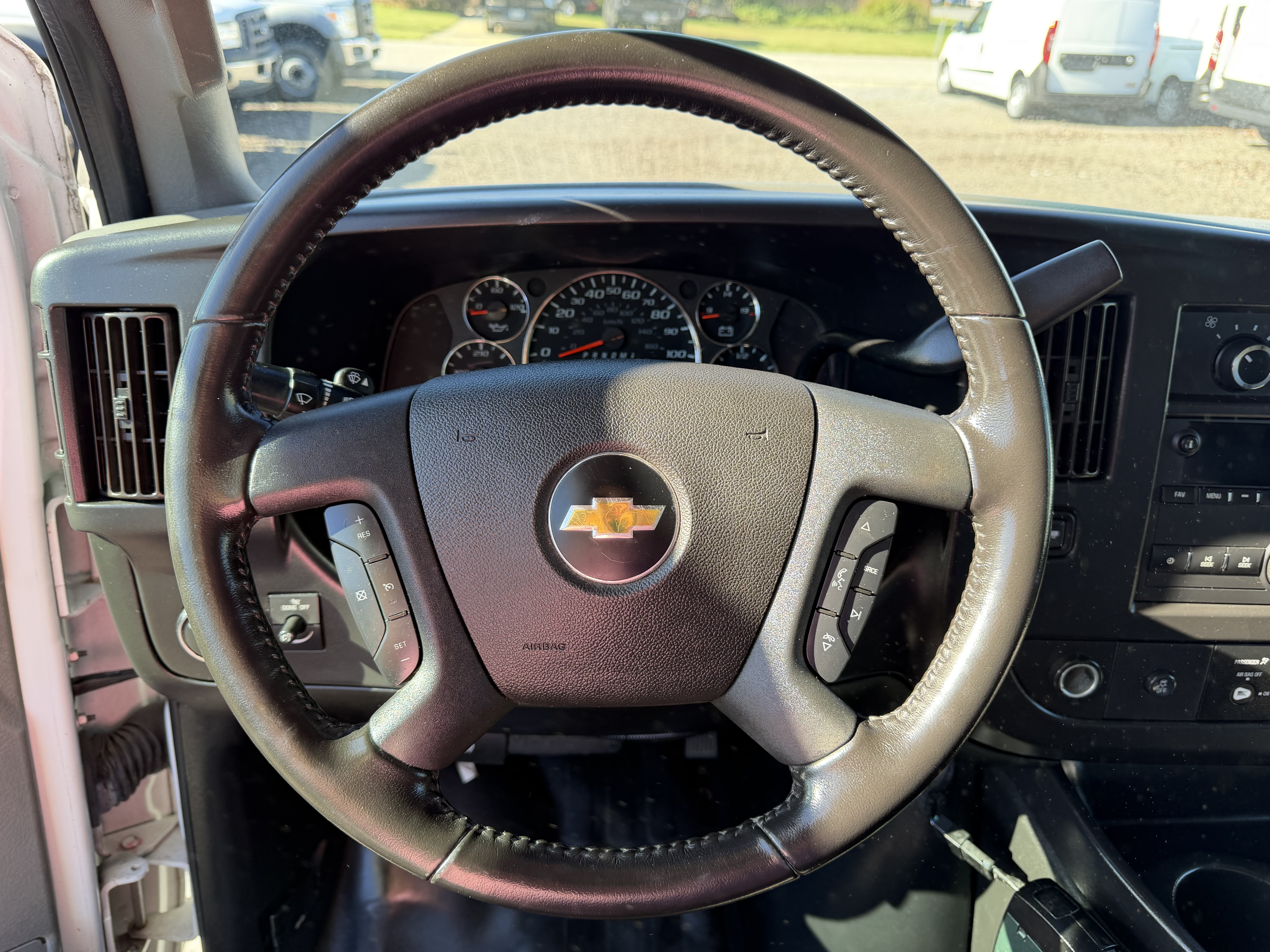 Used 2021 Chevrolet Express 3500 UNAVAIL RWD image 15