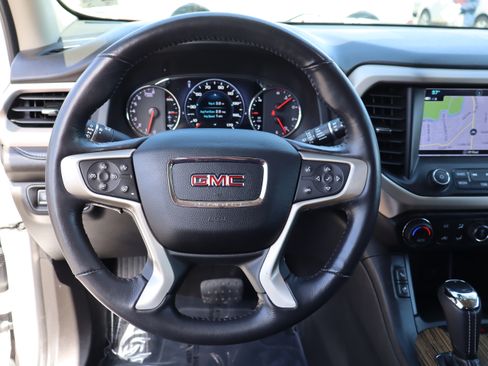 Used 2019 GMC Acadia Denali image 22