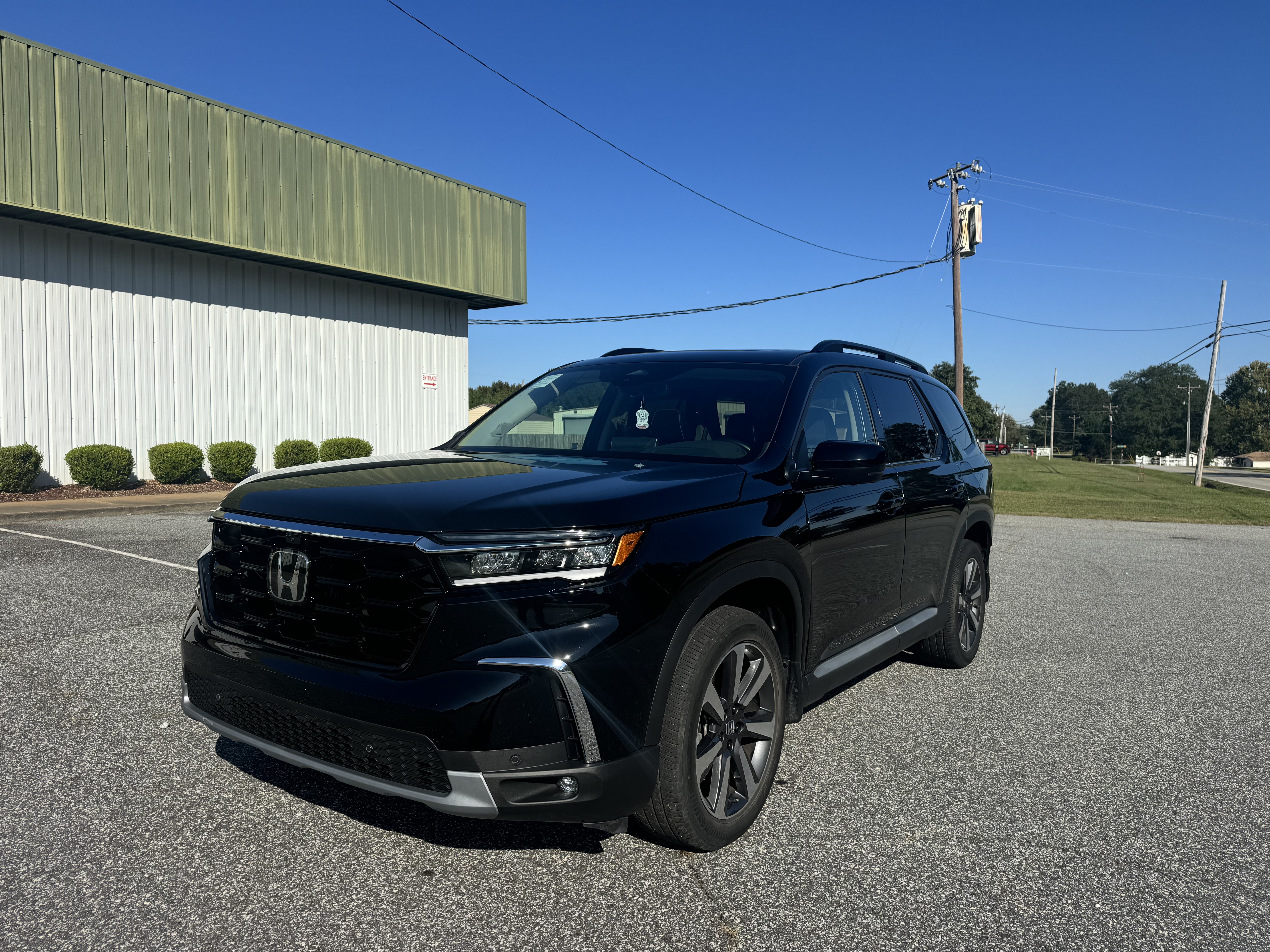 Used 2023 Honda Pilot Elite image 2