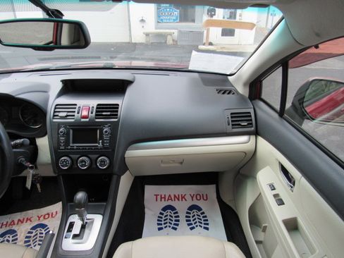 Used 2014 Subaru XV Crosstrek 2.0i Limited image 18