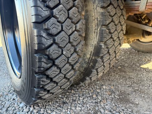 Used 2015 Ford F550 image 25